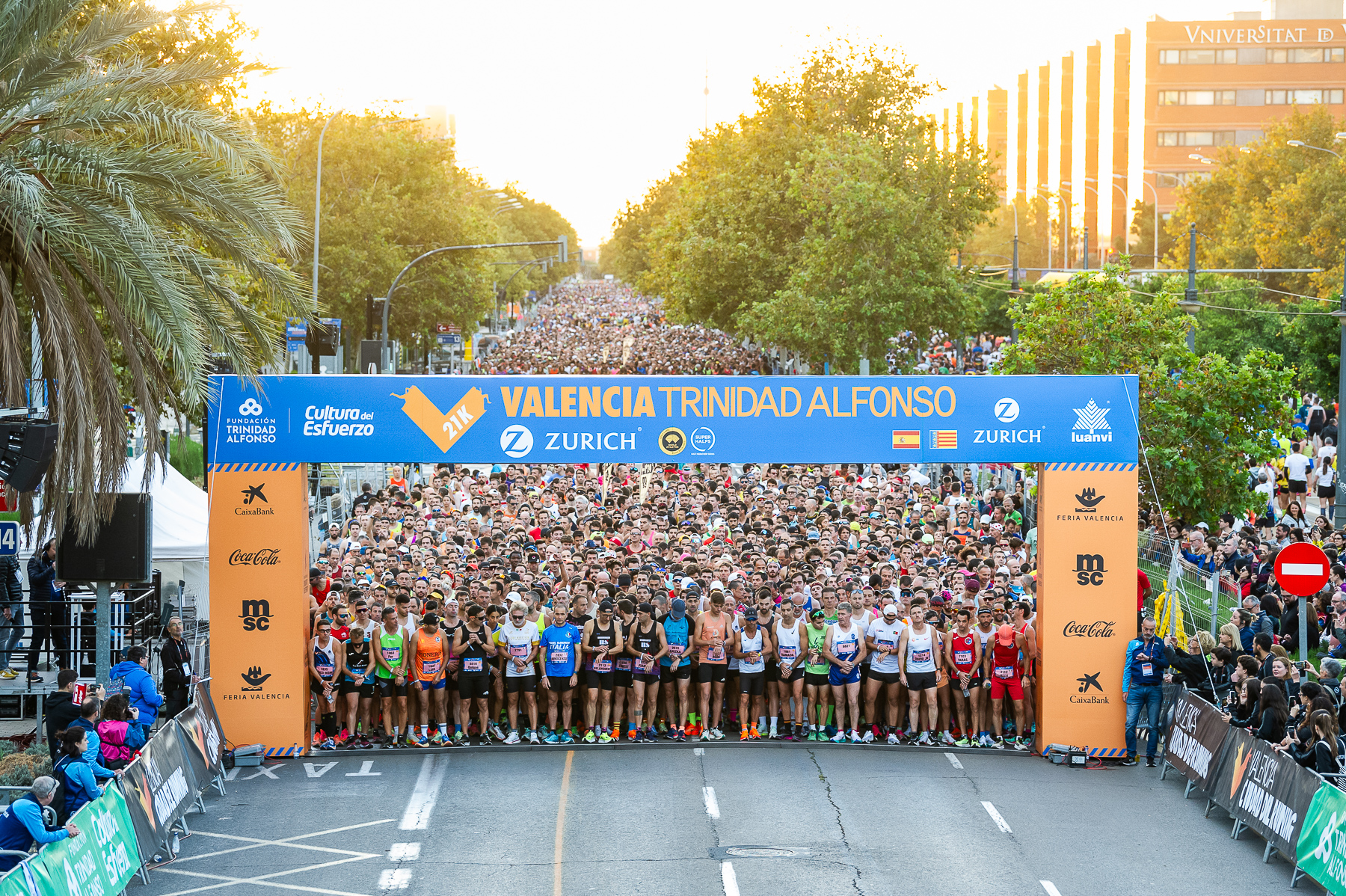 Largada da Meia Maratona de Valência em Valência, Espanha