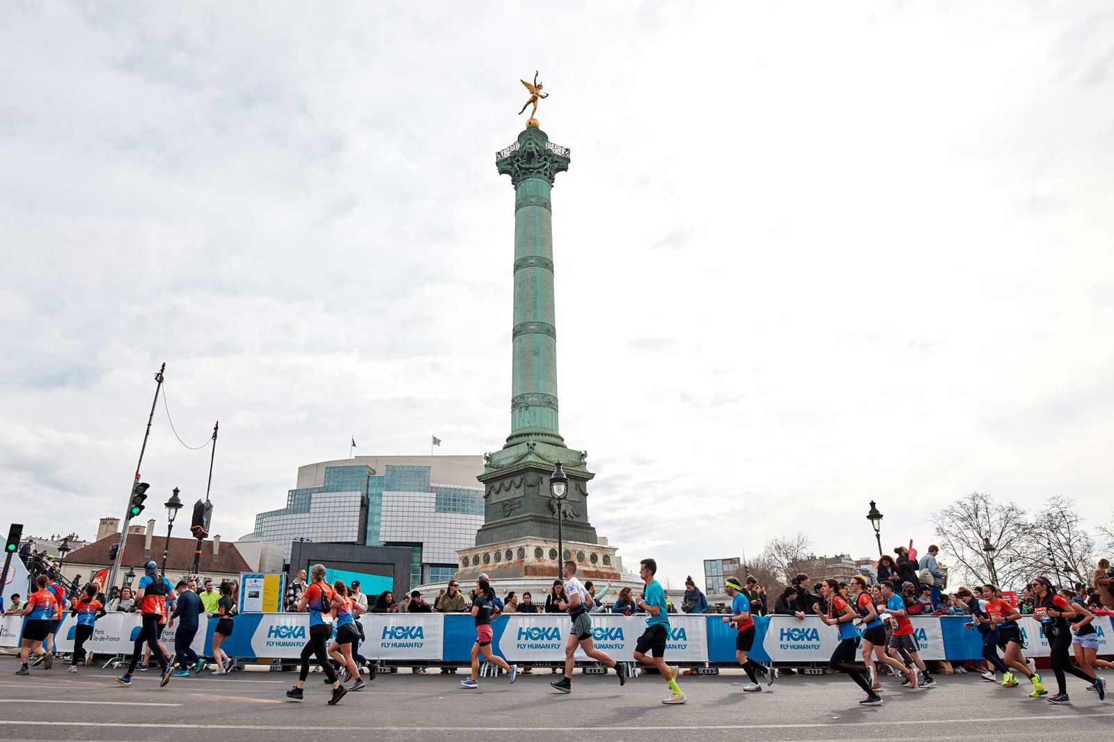 Meia Maratona de Paris HOKA 2027 em Paris, França — foto 5 da galeria