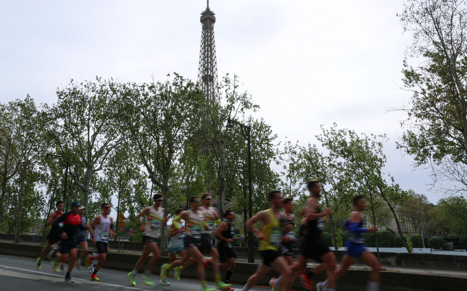 Maratona de Paris ASICS 2027 em Paris, França — foto 6 da galeria