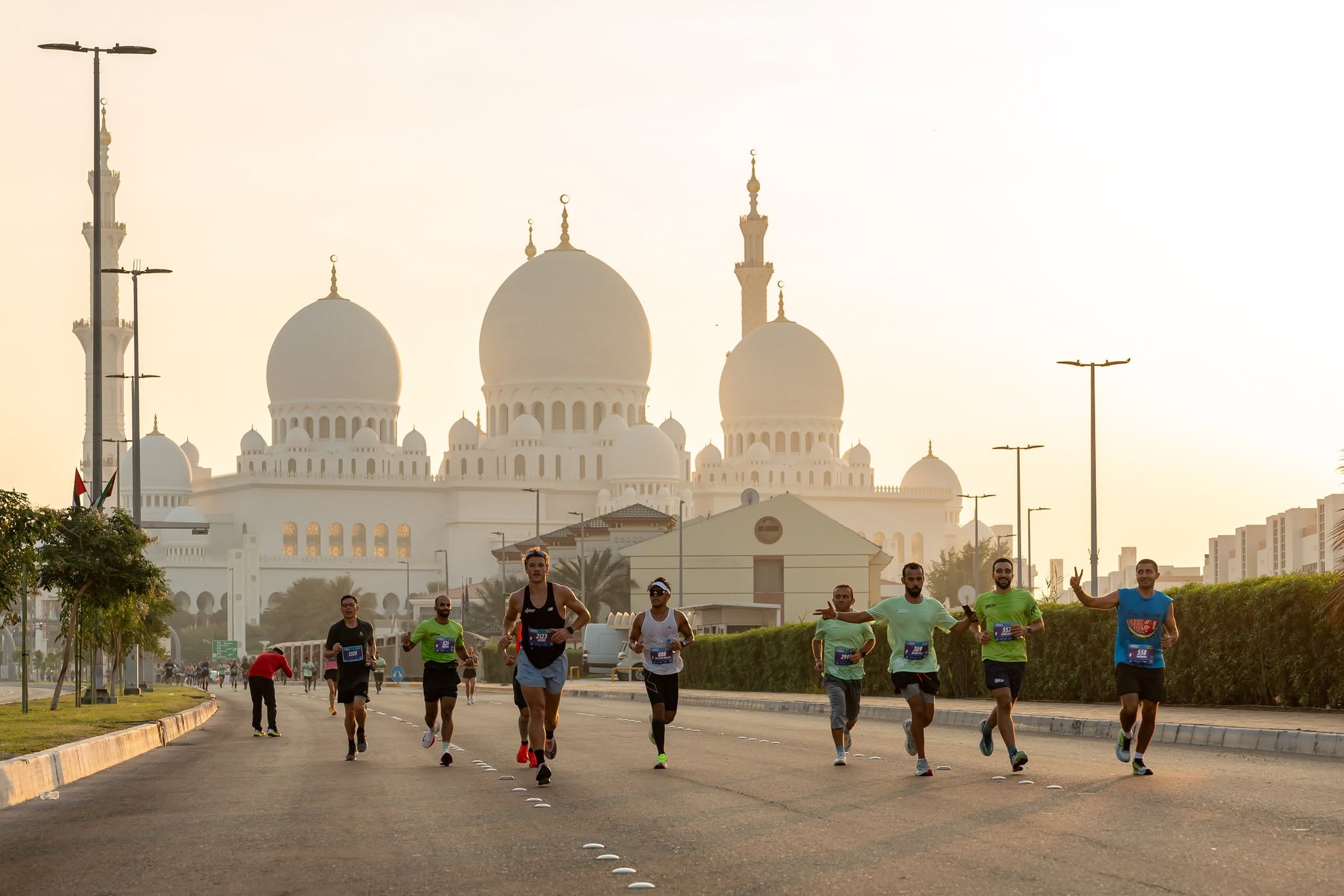 ADNOC Abu Dhabi Marathon 2026 em Abu Dhabi, Emirados Árabes Unidos — foto 8 da galeria