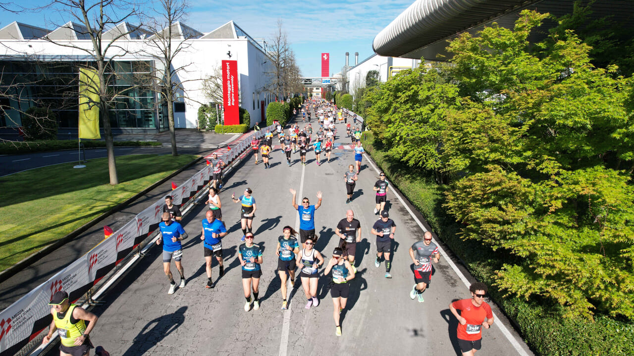 Mezza Maratona d'Italia Ferrari 2027 em Maranello e Modena, Itália — foto 8 da galeria