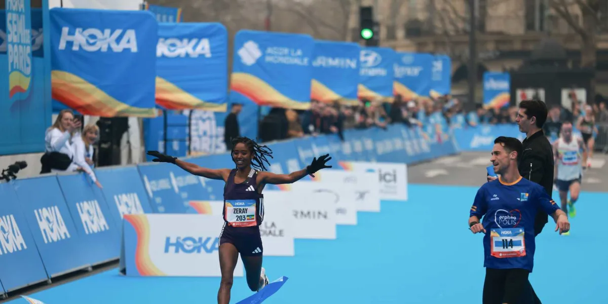 Meia Maratona de Paris HOKA 2027 em Paris, França — foto 7 da galeria