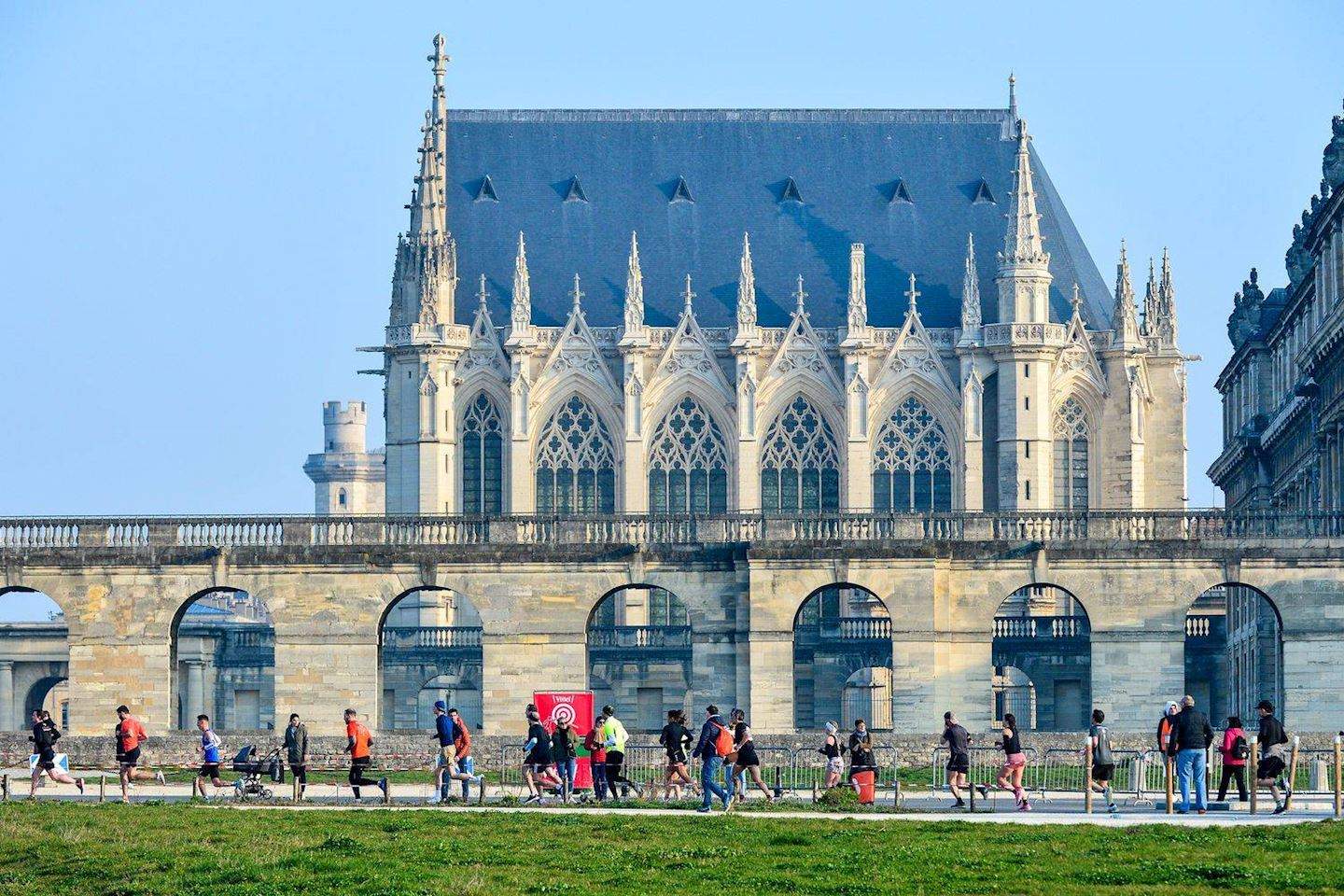 Meia Maratona de Paris HOKA 2027 em Paris, França — foto 8 da galeria