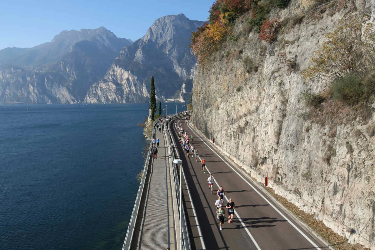 Meia Maratona de Garda Trentino 2026 em Lago de Garda, Itália — foto 10 da galeria