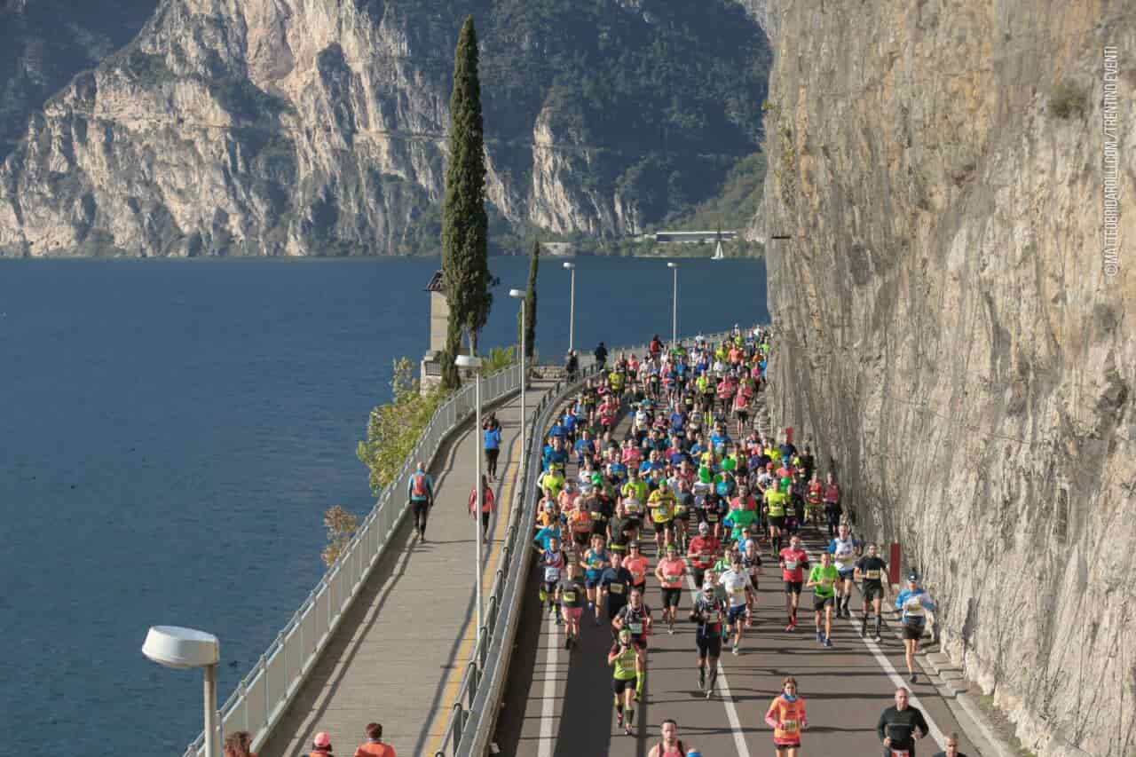 Meia Maratona de Garda Trentino 2026 em Lago de Garda, Itália — foto 11 da galeria